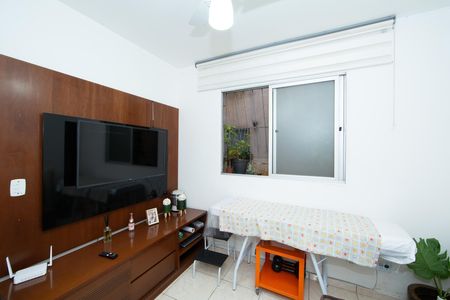 Apartamento à venda com 3 quartos, 58m² em Betânia, Belo Horizonte