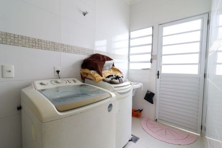 Casa à venda com 3 quartos, 121m² em Parque dos Pomares, Campinas