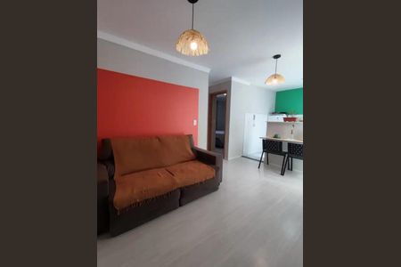 Sala de apartamento para alugar com 2 quartos, 40m² em Parque Santa Rosa, Suzano