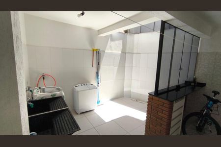 Área de serviço de casa à venda com 3 quartos, 186m² em Jardim Presidente Dutra, Guarulhos