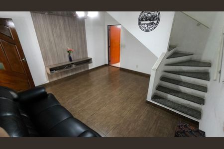 Casa à venda com 3 quartos, 186m² em Jardim Presidente Dutra, Guarulhos