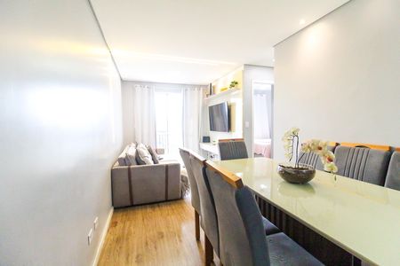 Sala de apartamento para alugar com 2 quartos, 50m² em Jardim Lajeado, Ferraz de Vasconcelos