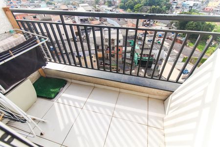 Sacada de apartamento para alugar com 2 quartos, 50m² em Jardim Lajeado, Ferraz de Vasconcelos