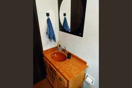 Banheiro de apartamento para alugar com 1 quarto, 44m² em Bom Fim, Porto Alegre