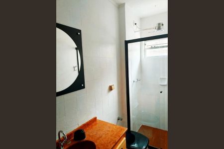 Banheiro de apartamento para alugar com 1 quarto, 44m² em Bom Fim, Porto Alegre