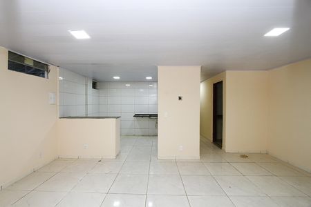 Sala de casa para alugar com 2 quartos, 52m² em Estrela do Oriente, Belo Horizonte