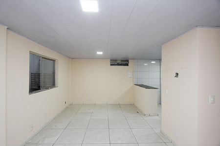 Sala de casa para alugar com 2 quartos, 52m² em Estrela do Oriente, Belo Horizonte