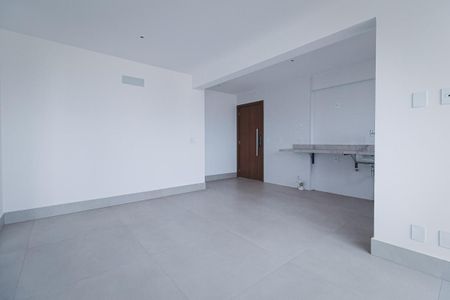Apartamento à venda com 2 quartos, 69m² em Setor Bueno, Goiânia