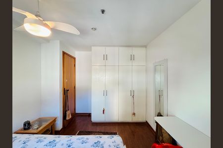 Apartamento à venda com 2 quartos, 56m² em Lagoa, Rio de Janeiro