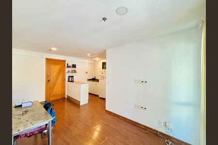 Apartamento à venda com 2 quartos, 56m² em Lagoa, Rio de Janeiro