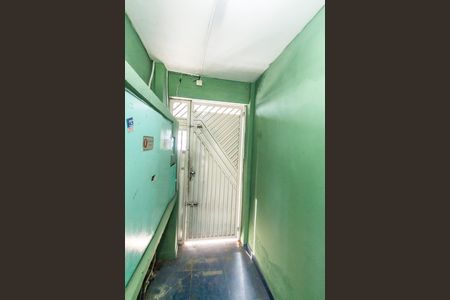Entrada de casa para alugar com 2 quartos, 44m² em Parque Jandaia, Carapicuíba