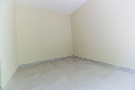 Sala de casa para alugar com 2 quartos, 44m² em Parque Jandaia, Carapicuíba