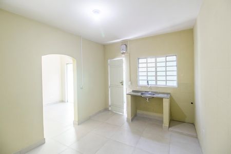 Sala/Cozinha de casa para alugar com 2 quartos, 44m² em Parque Jandaia, Carapicuíba