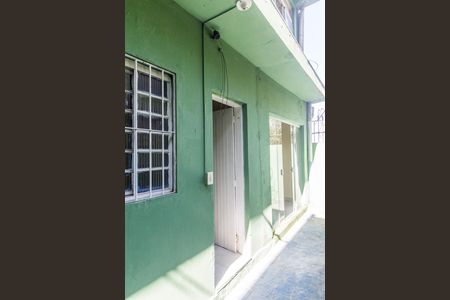 Fachada de casa para alugar com 2 quartos, 44m² em Parque Jandaia, Carapicuíba