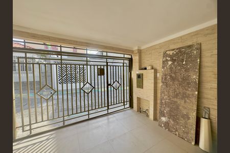 Garagem de casa para alugar com 2 quartos, 130m² em Vila Rachid, Guarulhos