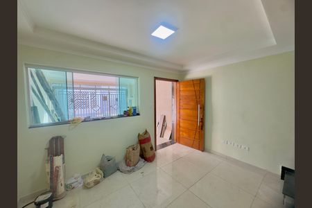 Sala de casa para alugar com 2 quartos, 130m² em Vila Rachid, Guarulhos