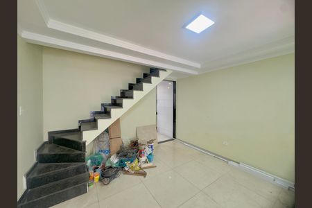 Casa para alugar com 2 quartos, 130m² em Vila Rachid, Guarulhos