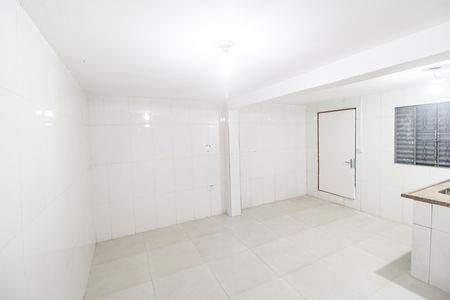 Quarto de kitnet/studio para alugar com 1 quarto, 19m² em Parque Jandaia, Carapicuíba