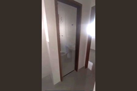 Banheiro de casa de condomínio para alugar com 2 quartos, 38m² em Penha de França, São Paulo