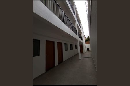 Área externa de casa de condomínio para alugar com 2 quartos, 38m² em Penha de França, São Paulo