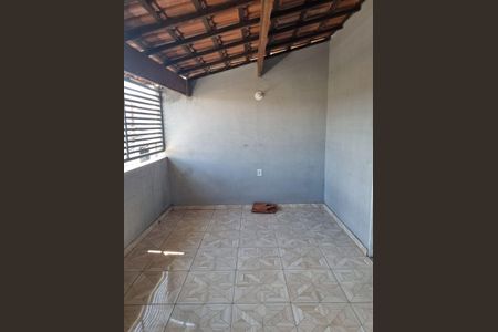 Varanda de casa à venda com 4 quartos, 200m² em Parque Sao Rafael, São Paulo
