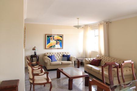 Sala de apartamento para alugar com 3 quartos, 126m² em Setor Central, Goiânia