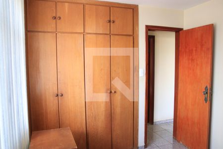 Quarto 02 de apartamento para alugar com 3 quartos, 126m² em Setor Central, Goiânia