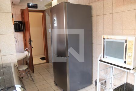 Cozinha e Área de Serviço de apartamento para alugar com 3 quartos, 126m² em Setor Central, Goiânia