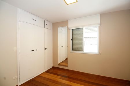 Apartamento para alugar com 90m², 3 quartos e 1 vaga Apartamento para alugar com 90m², 3 quartos e 1 vagaQuarto 1