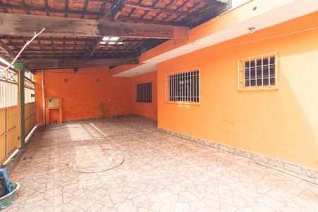 Garagem de casa para alugar com 2 quartos, 80m² em Vila Dirce, Carapicuíba