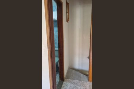 Corredor de casa de condomínio para alugar com 2 quartos, 65m² em Colégio, Rio de Janeiro