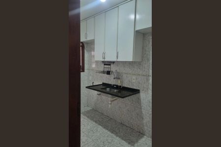 Cozinha de casa de condomínio para alugar com 2 quartos, 65m² em Colégio, Rio de Janeiro