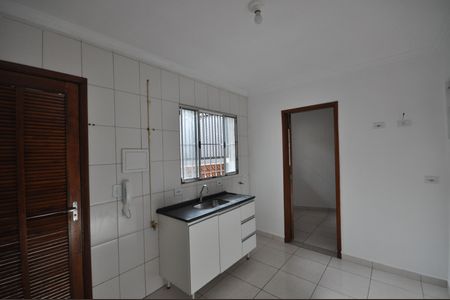Cozinha de kitnet/studio para alugar com 1 quarto, 25m² em Vila Gustavo, São Paulo