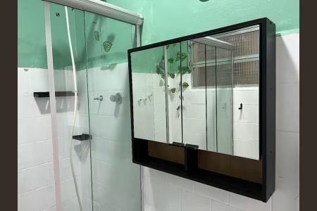 Banheiro de kitnet/studio à venda com 1 quarto, 30m² em Botafogo, Rio de Janeiro