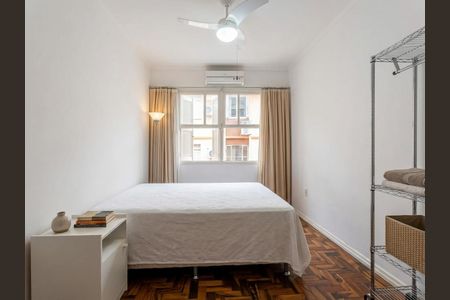 Quarto de apartamento à venda com 1 quarto, 40m² em Menino Deus, Porto Alegre