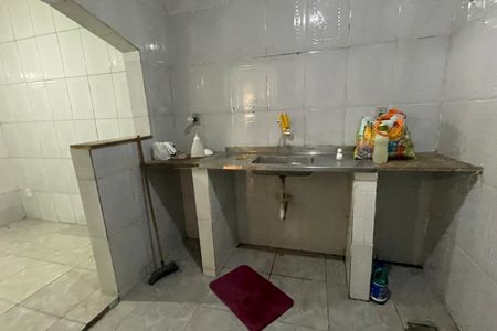 Cozinha de casa para alugar com 1 quarto, 150m² em Corte Oito, Duque de Caxias