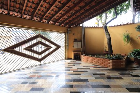 Garagem de casa à venda com 4 quartos, 270m² em Maranhão, São Paulo