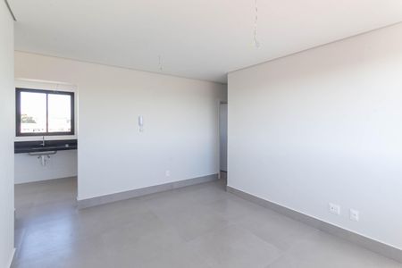 Sala de apartamento à venda com 3 quartos, 74m² em Planalto, Belo Horizonte