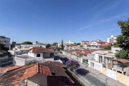 Quarto 1 - Vista de apartamento à venda com 3 quartos, 74m² em Planalto, Belo Horizonte