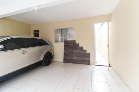 Garagem de casa para alugar com 2 quartos, 100m² em Jardim Lageado - Guaianases, Ferraz de Vasconcelos