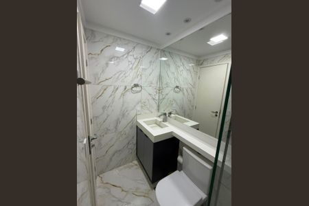 Banheiro de apartamento para alugar com 2 quartos, 60m² em Vila Barros, Guarulhos