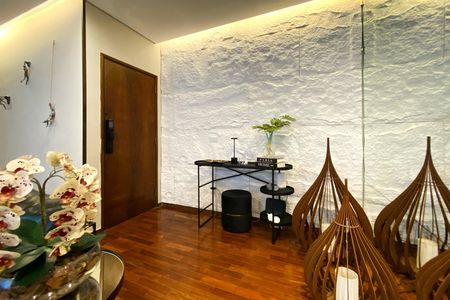 Hall de Entrada de apartamento à venda com 5 quartos, 243m² em Cidade Nova, Belo Horizonte
