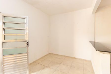 Cozinha de casa para alugar com 1 quarto, 70m² em Jardim Silva Teles, São Paulo