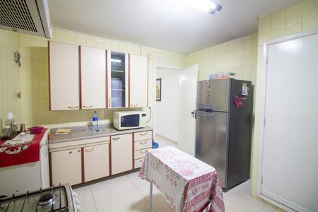 Cozinha de casa à venda com 2 quartos, 122m² em Santo Amaro, São Paulo