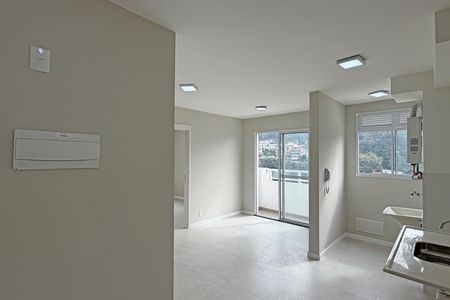 Sala de apartamento para alugar com 2 quartos, 43m² em Jabaquara, Santos