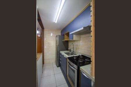 Cozinha de apartamento para alugar com 2 quartos, 48m² em Colubandê, São Gonçalo