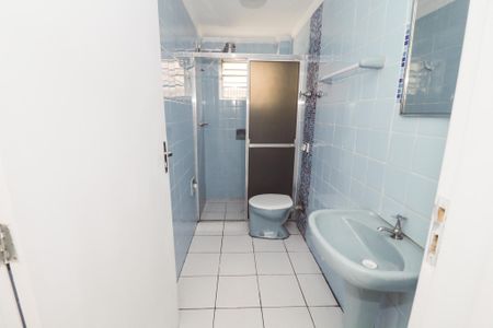 Apartamento à venda com 58m², 2 quartos e 1 vaga Apartamento à venda com 58m², 2 quartos e 1 vagaBanheiro
