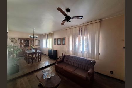 Sala de casa à venda com 3 quartos, 279m² em Piratininga, Niterói