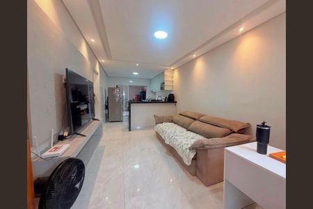 Casa para alugar com 125m², 2 quartos e 2 vagas Casa para alugar com 125m², 2 quartos e 2 vagasSala