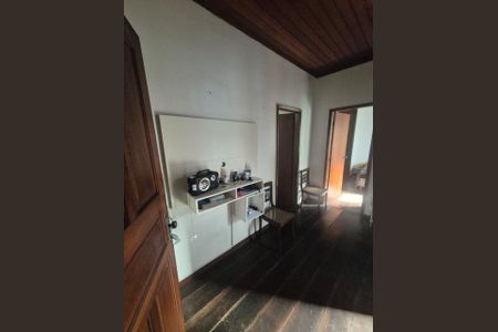 Sala de casa à venda com 3 quartos, 240m² em Brás de Pina, Rio de Janeiro